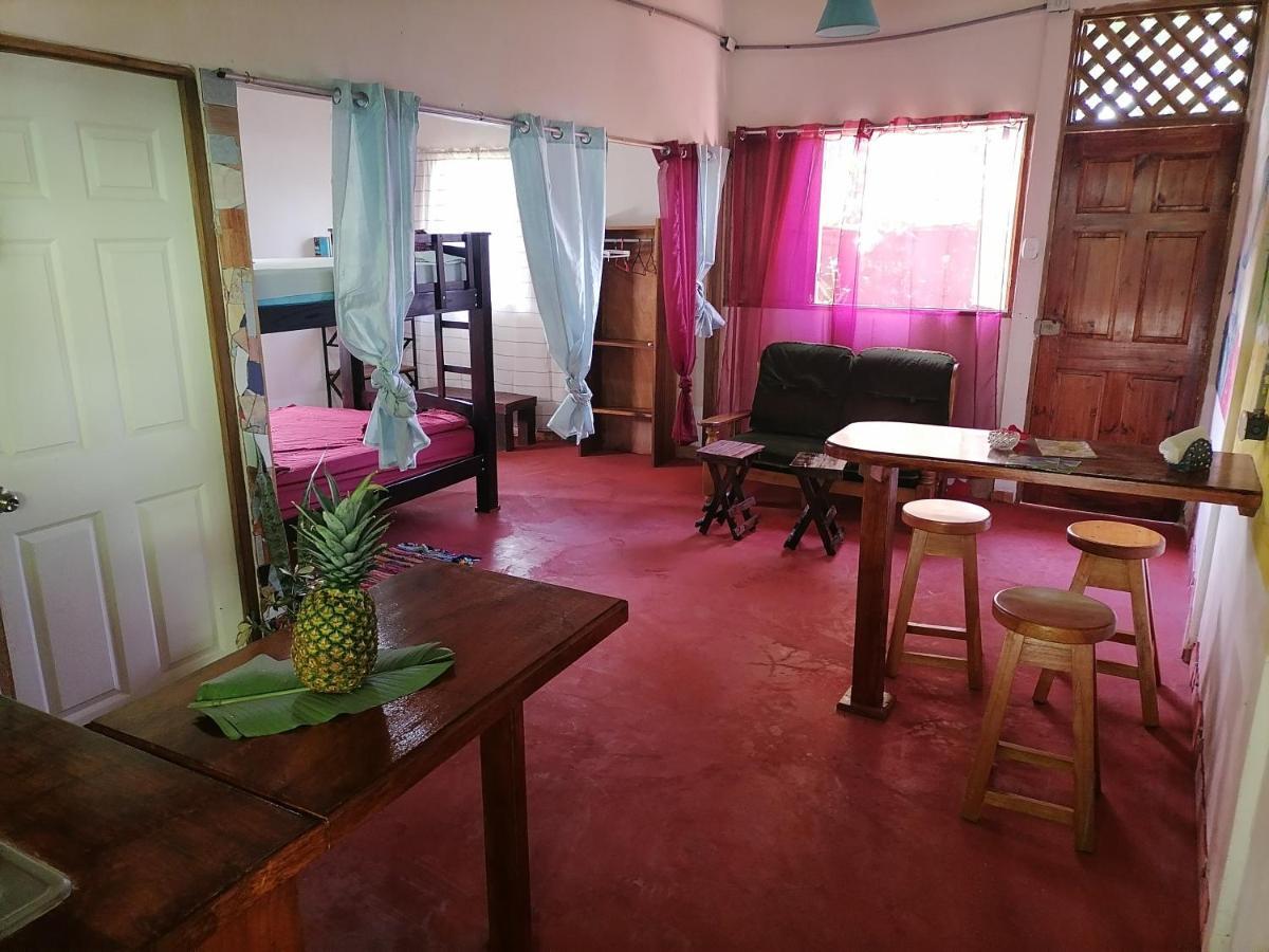 Apartamento Casa Arlecchino Puerto Viejo de Talamanca Exterior foto