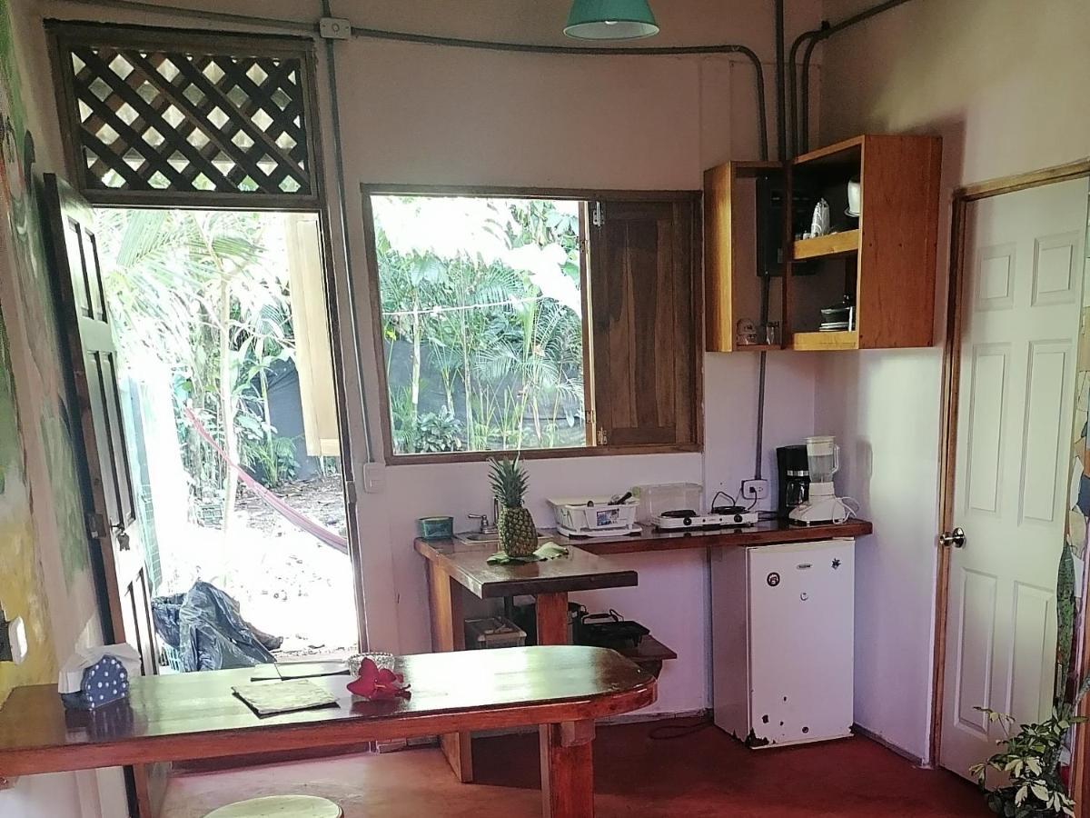 Apartamento Casa Arlecchino Puerto Viejo de Talamanca Exterior foto